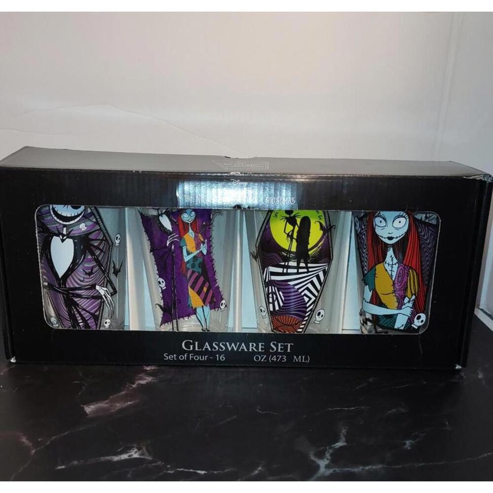 New in Box Set of 4 Disney Tim Burton's The Nightmare Before Christmas Glasses